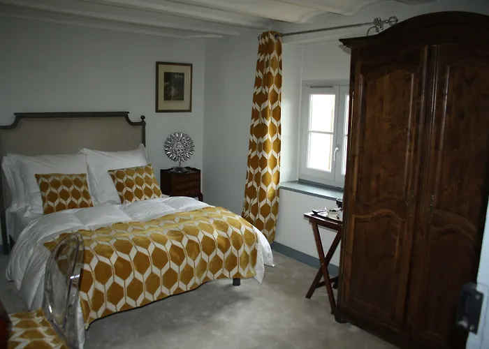 Relais Du Destin ゲストハウス Vertrieu