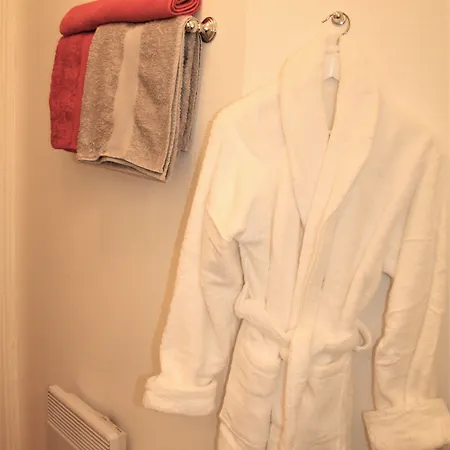 Relais Du Destin Guest house Vertrieu